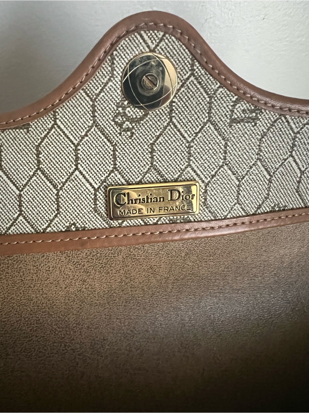 Dior Beige Honeycomb Crossbody with Tan Leather Trim - Picture 5 of 7